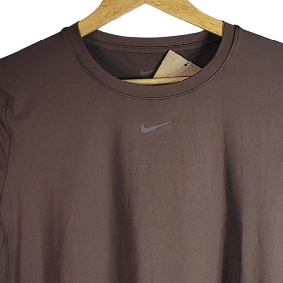 Nike One Dri-Fit Training Top Brown Small Short Sleeve Logo Moisture Wicking NWT - Picture 3 of 9
